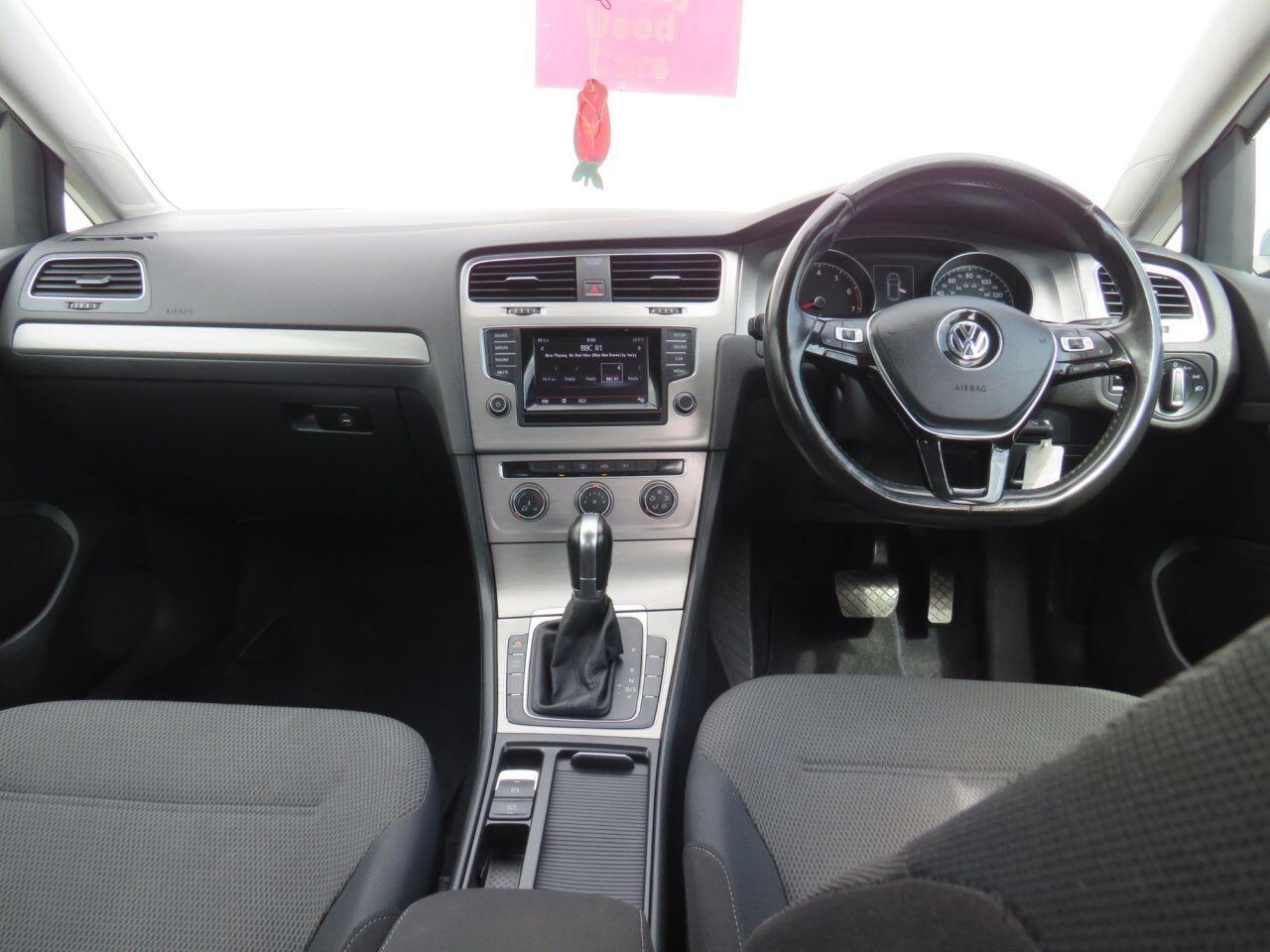 Volkswagen Golf - Image 2