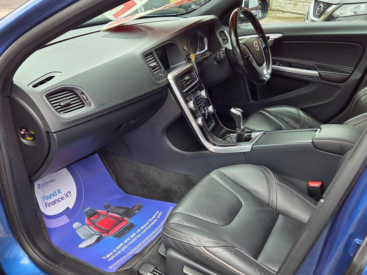 Volvo V60 - Image 25