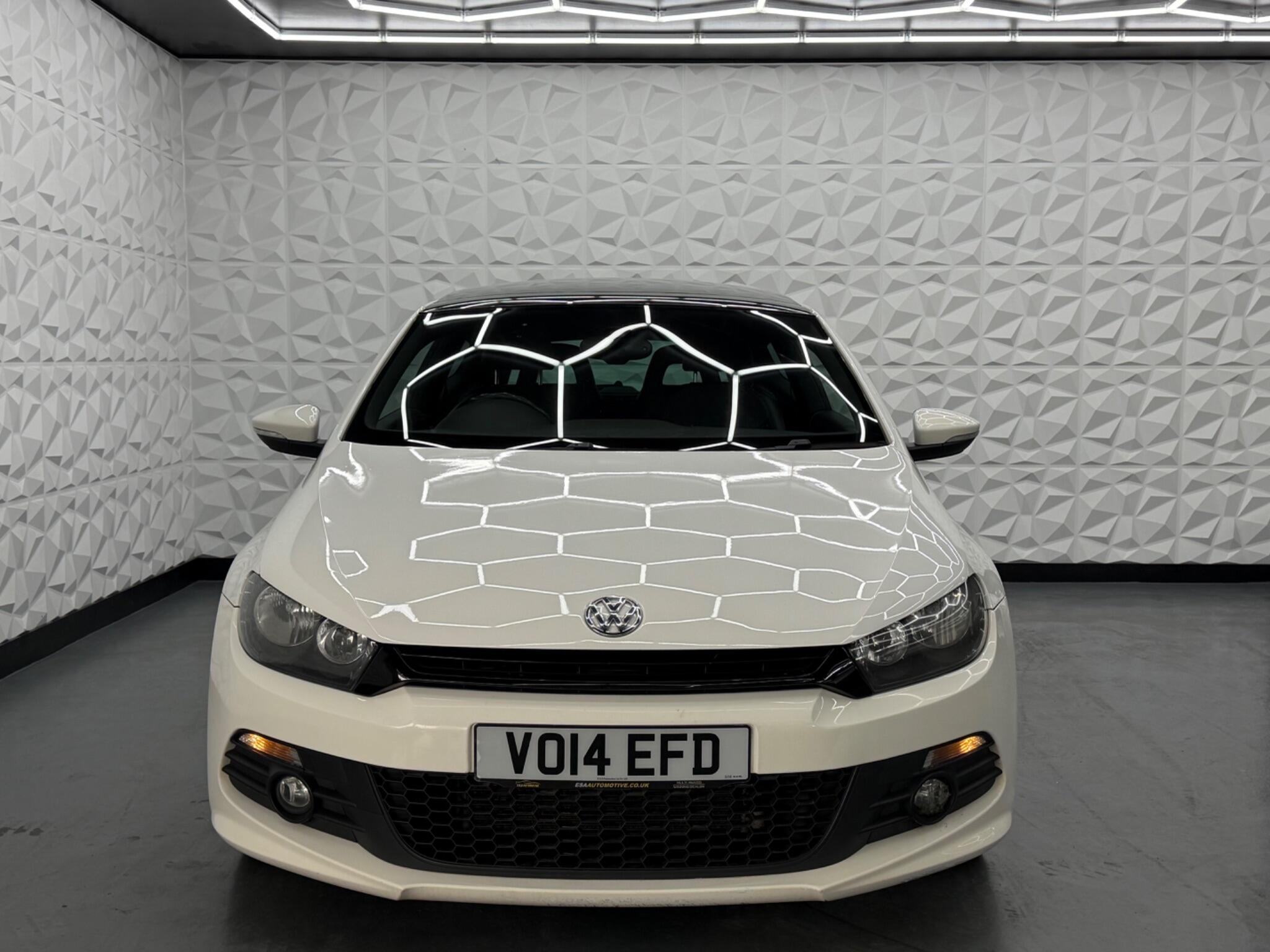 Volkswagen Scirocco - Image 4