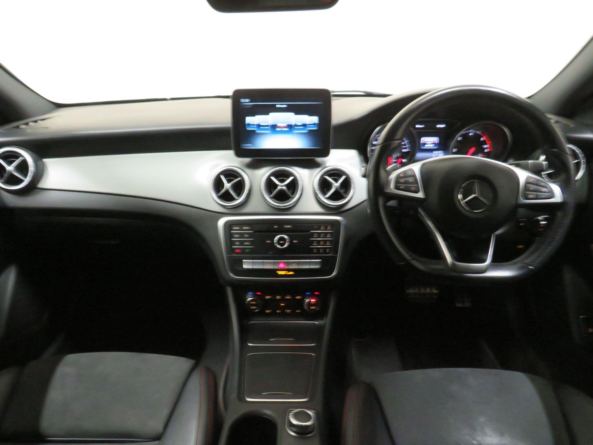 Mercedes CLA - Image 12