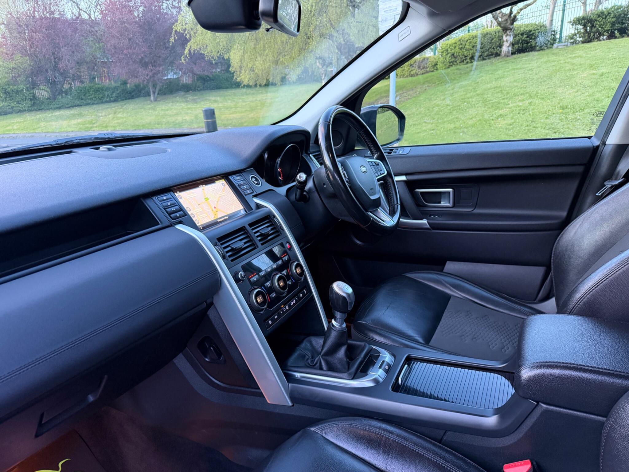 Land Rover DISCOVERY SPORT - Image 38