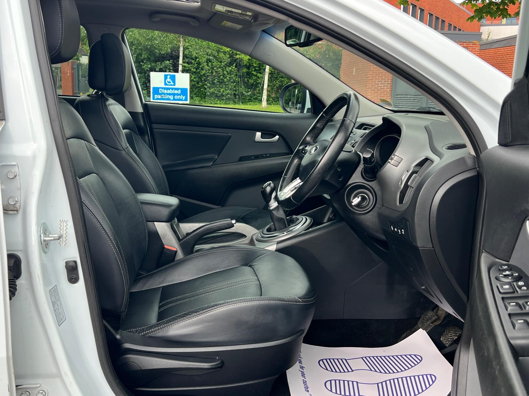 Kia Sportage - Image 12