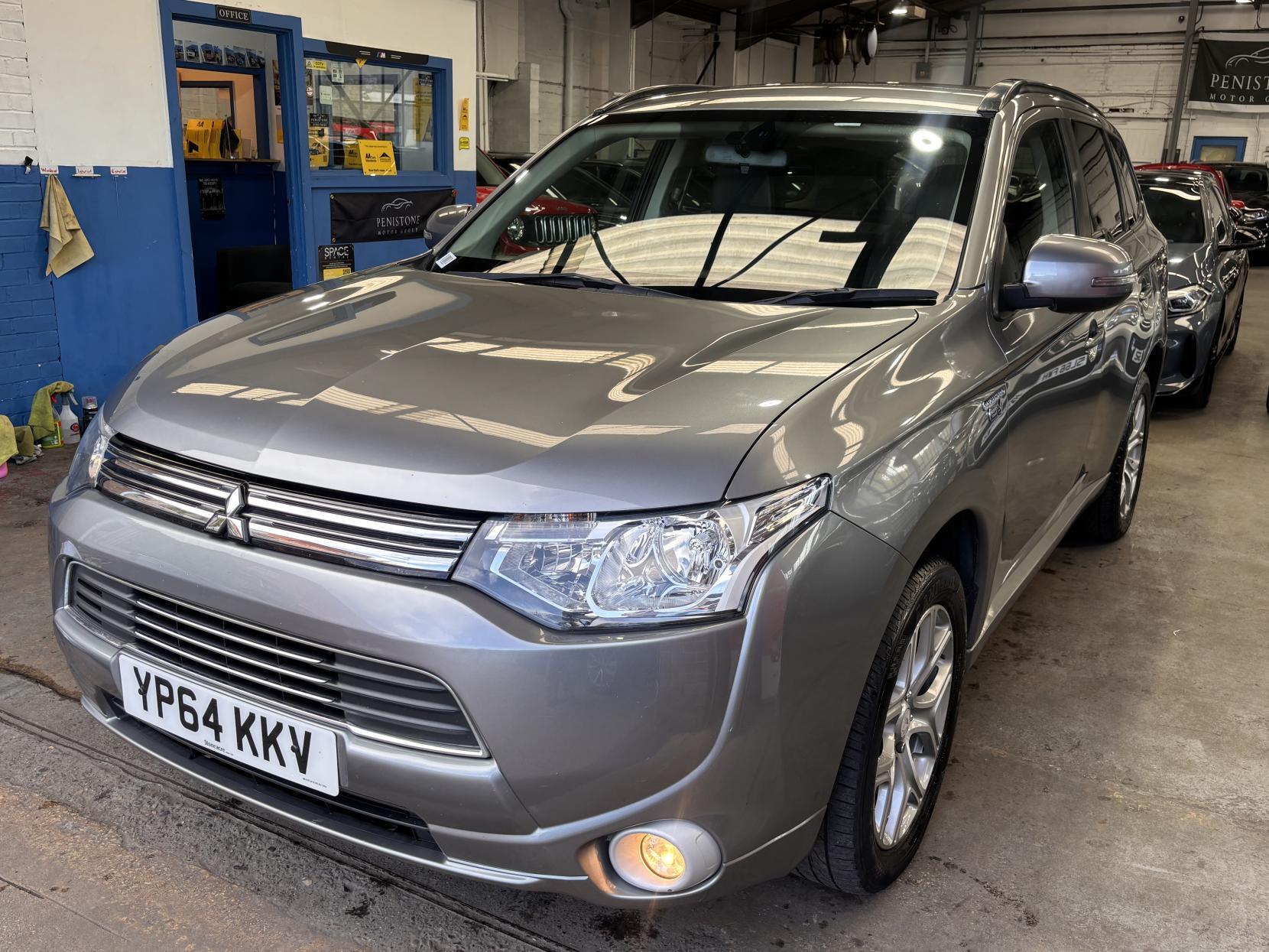Mitsubishi Outlander - Image 3