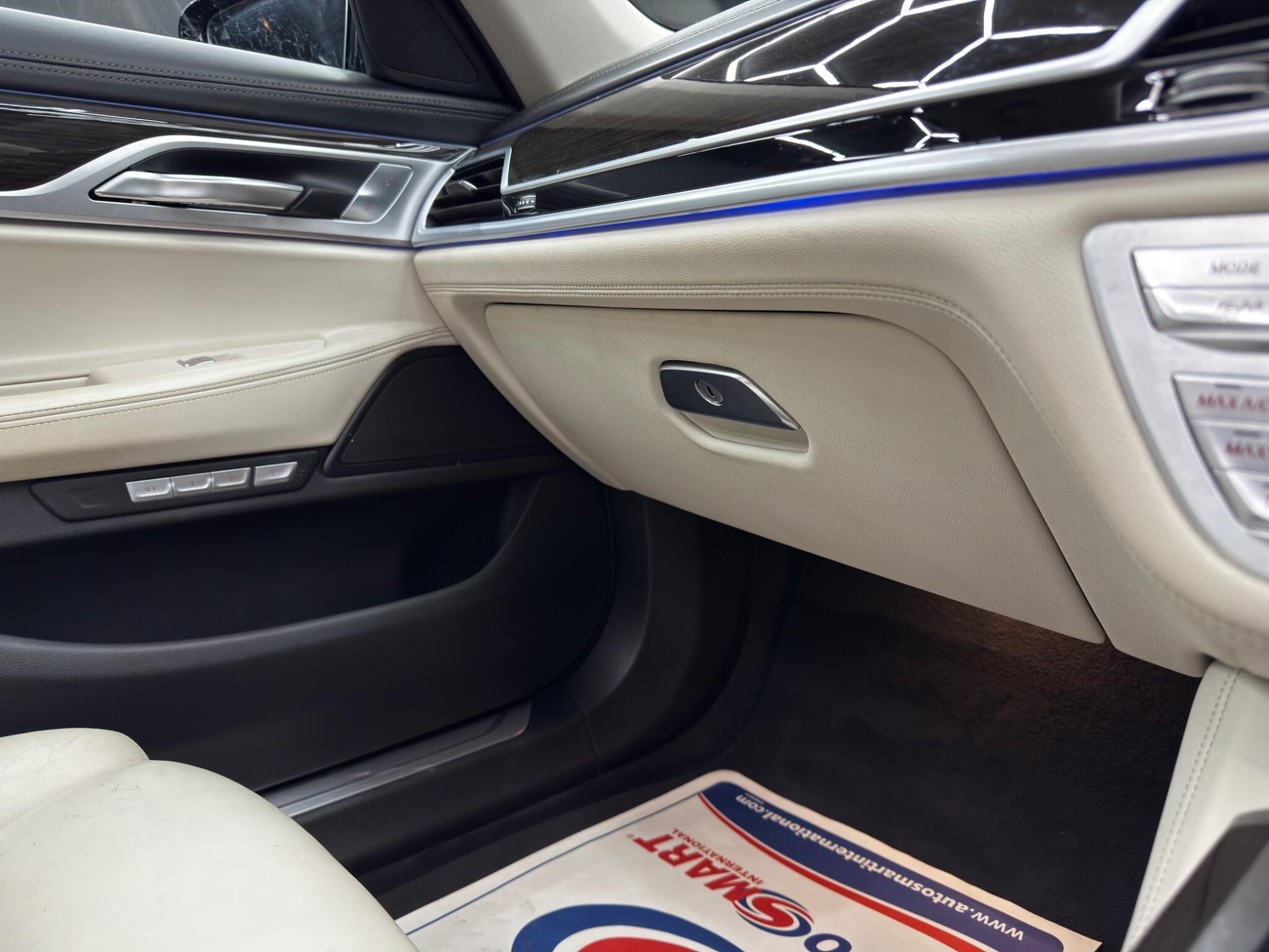 BMW 7 Series - Image 46