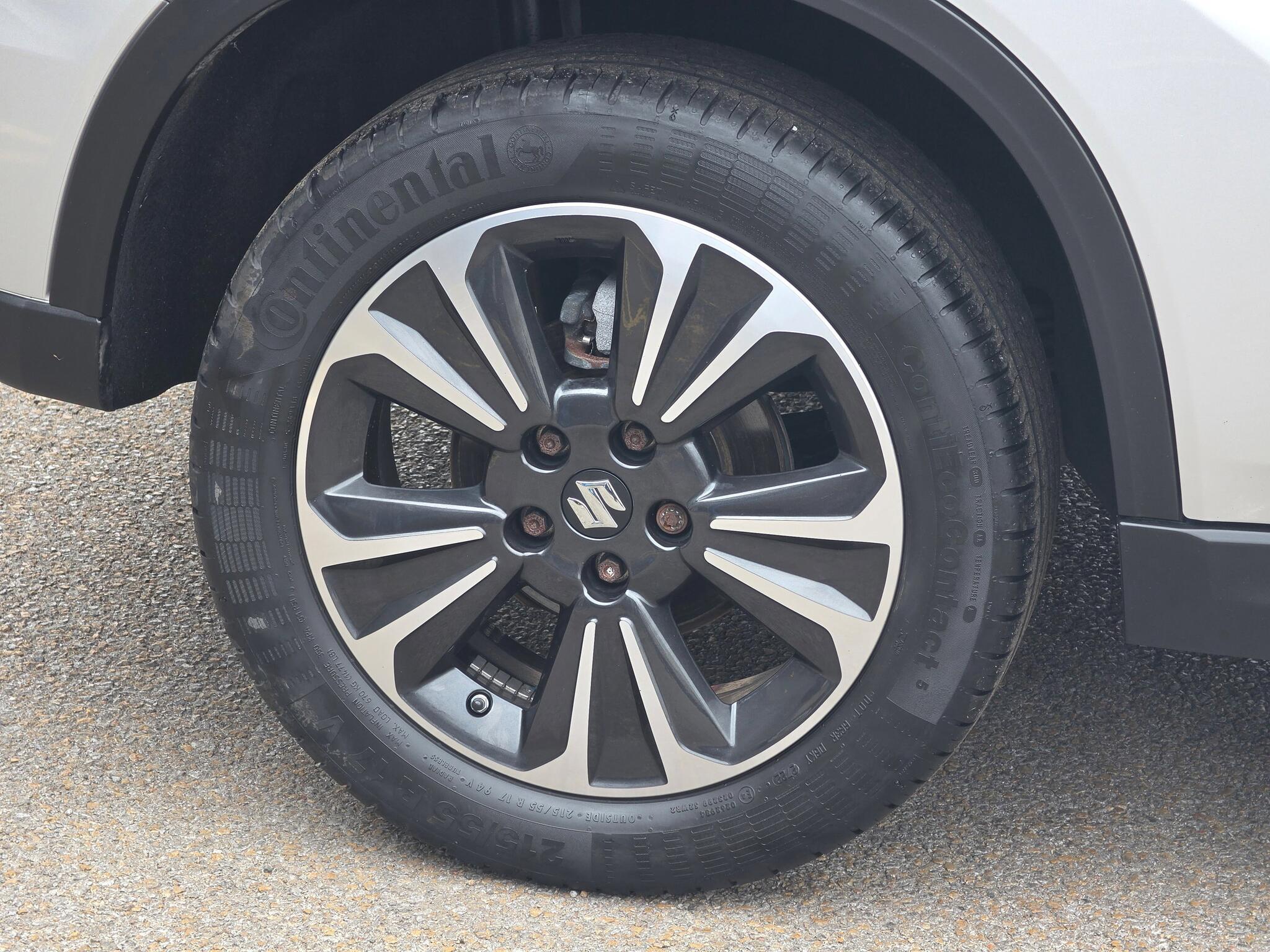 Suzuki Vitara - Image 14