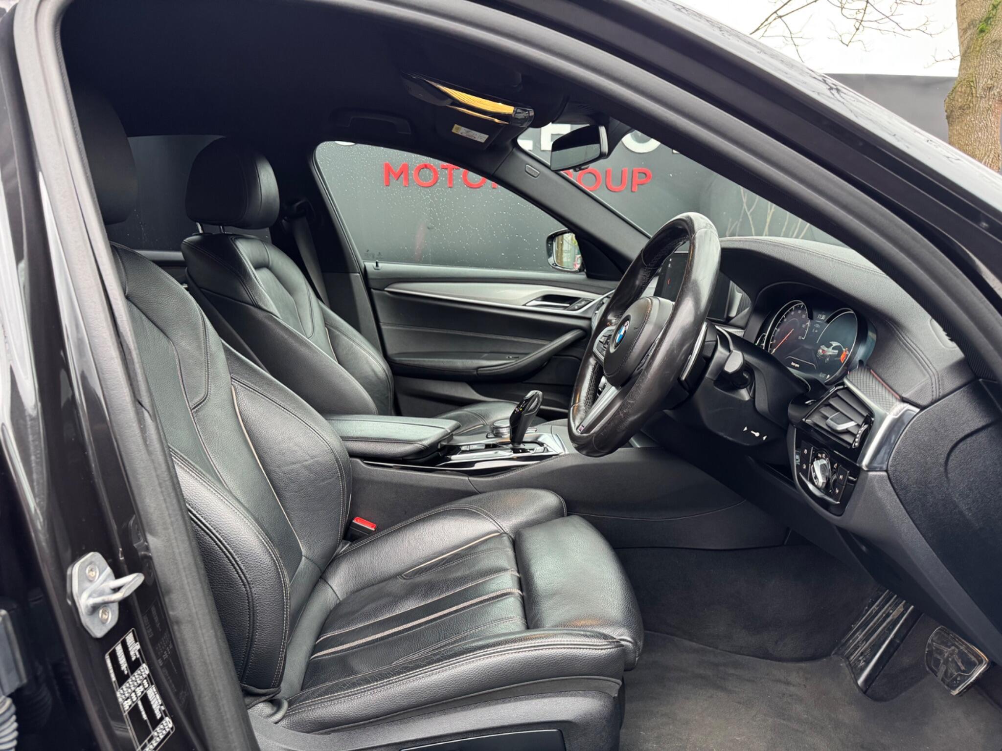 BMW 5 Series - Image 18