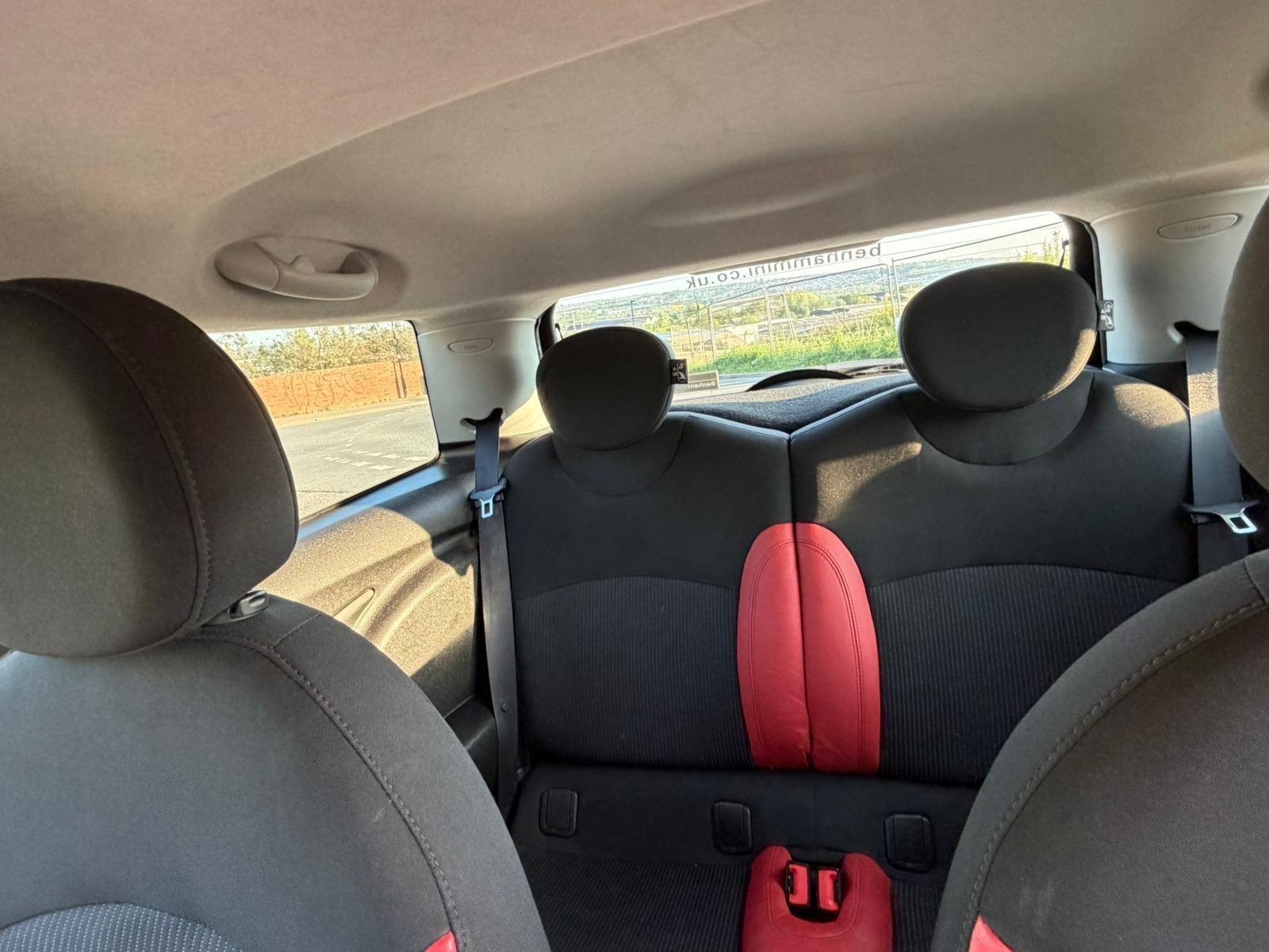 MINI Hatch - Image 25