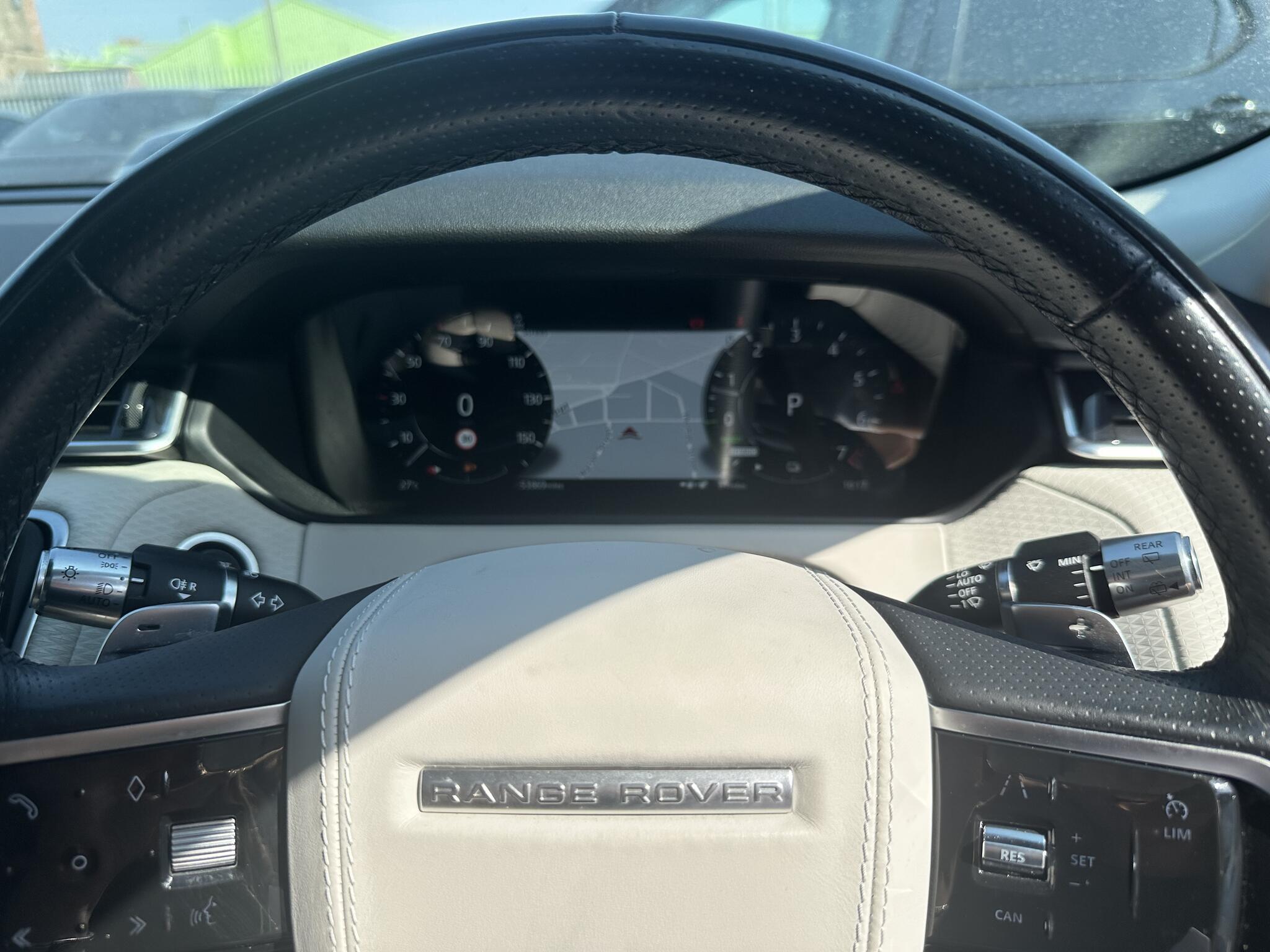 Land Rover Range Rover Velar - Image 4