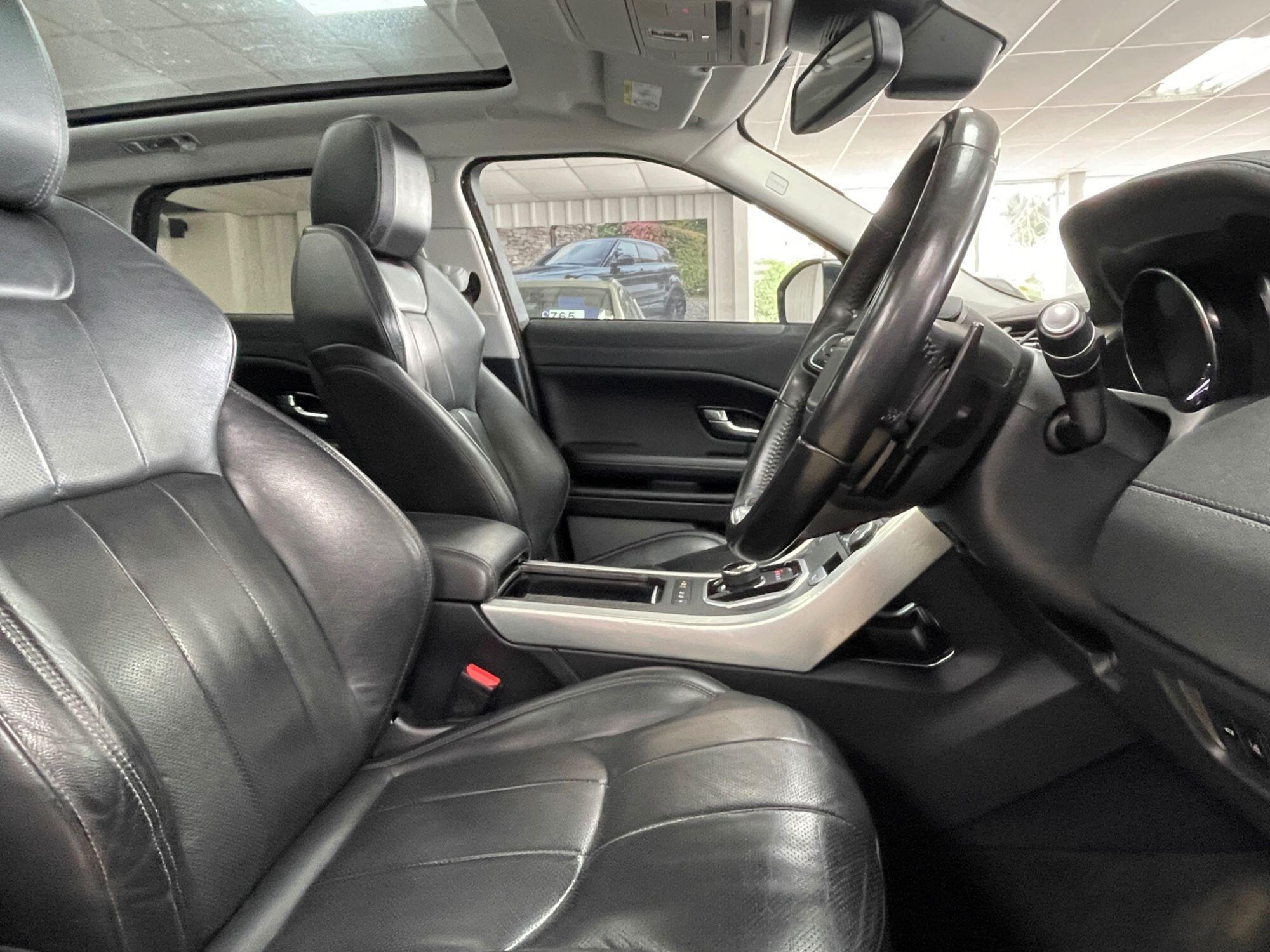 Land Rover Range Rover Evoque - Image 25