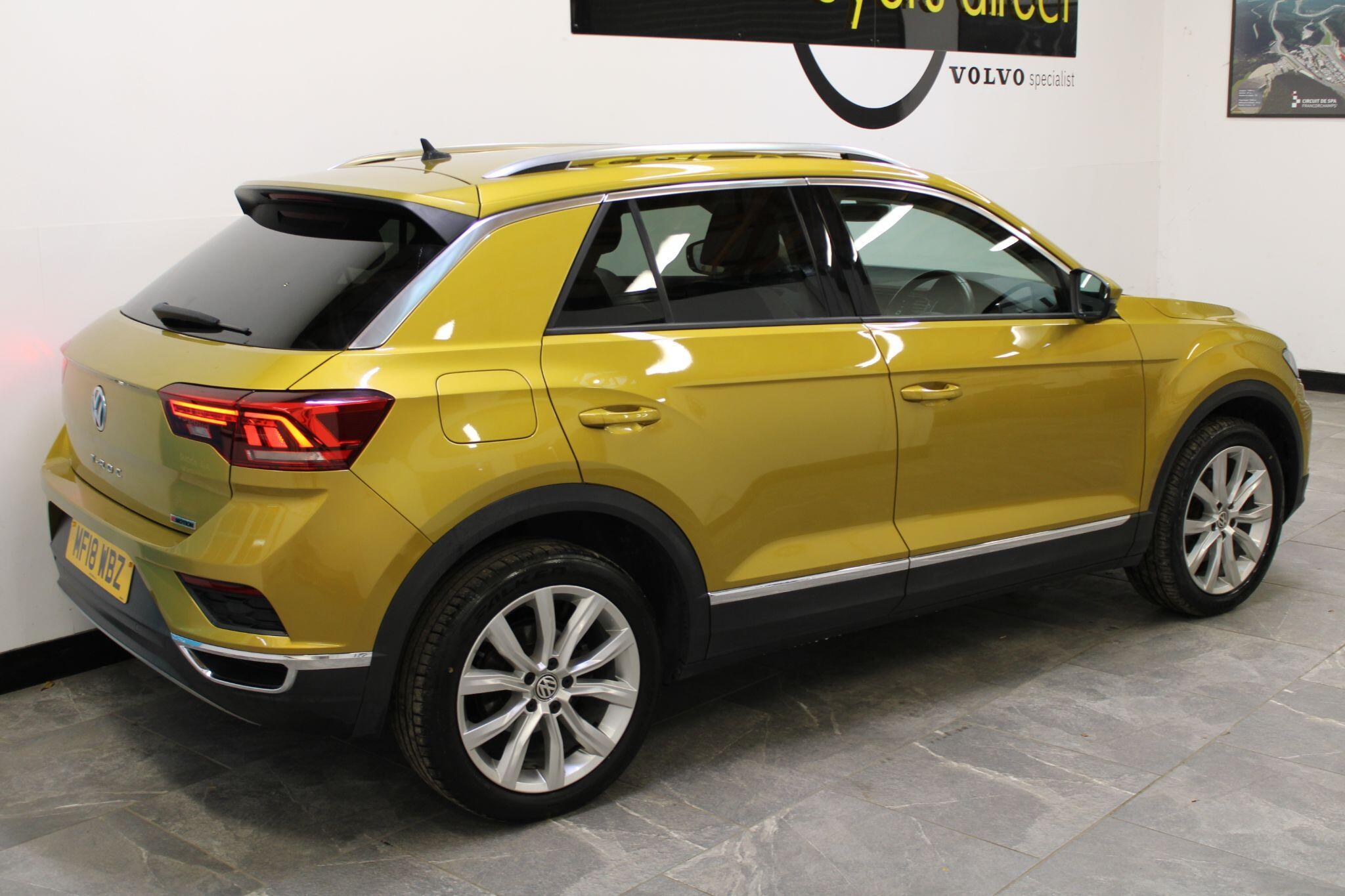 Volkswagen T-Roc - Image 4