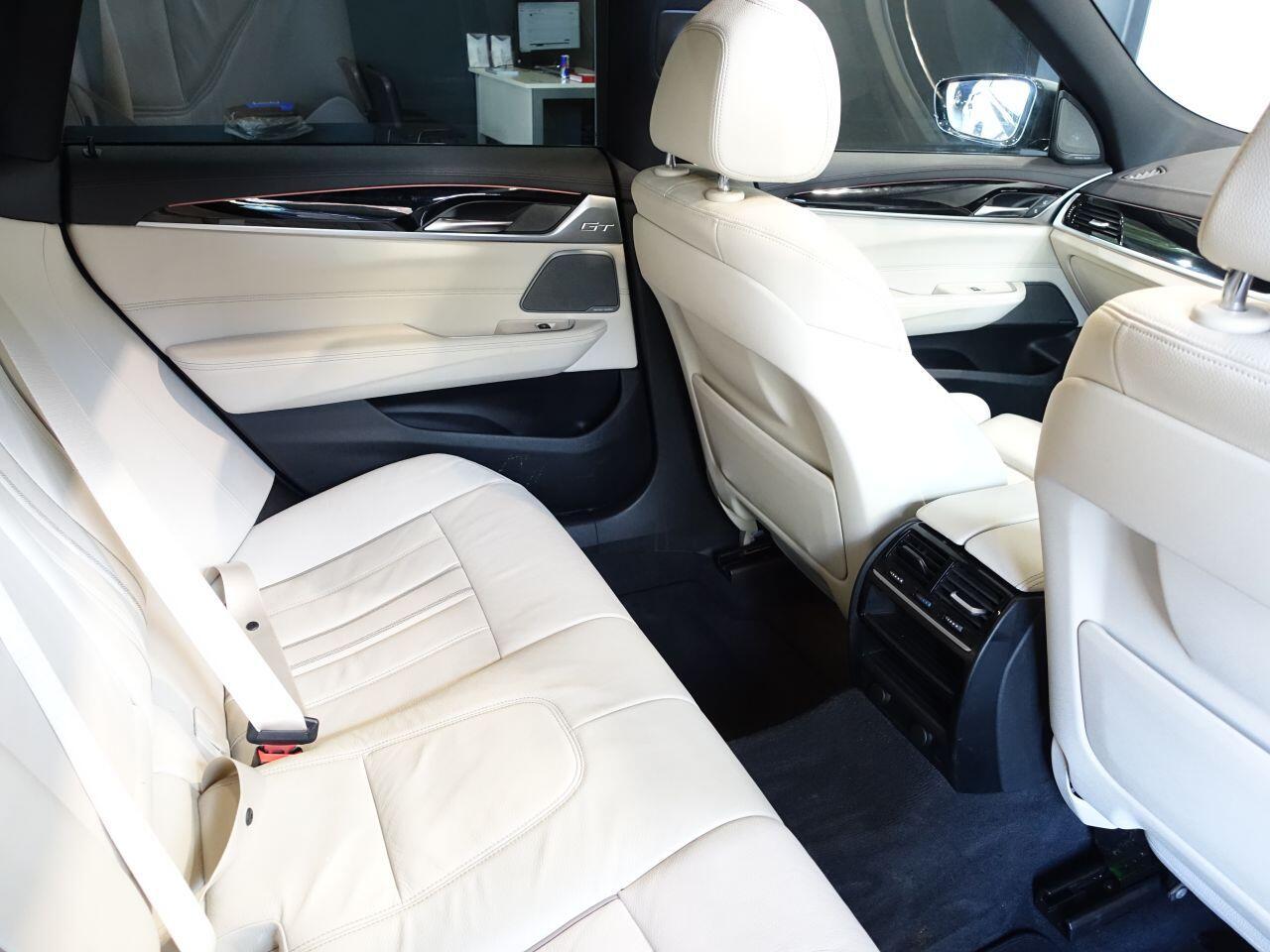 BMW 6 SERIES GRAN TURISMO - Image 18