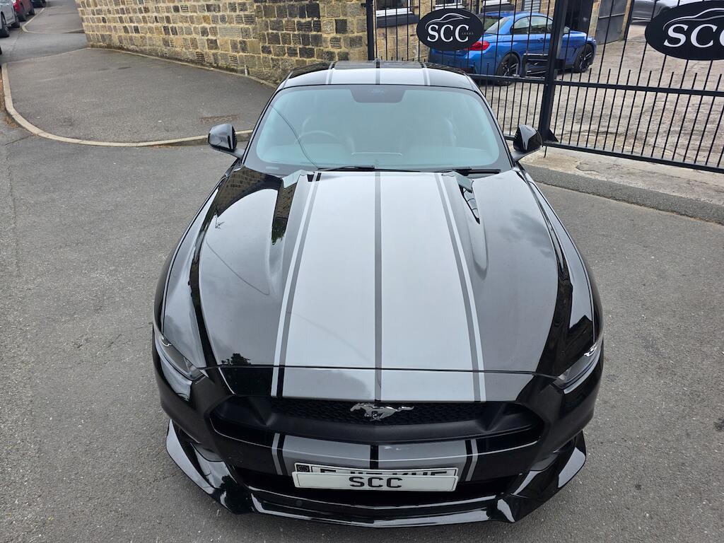 Ford Mustang - Image 13