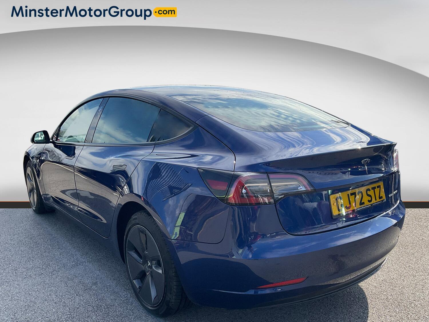 Tesla Model 3 - Image 4