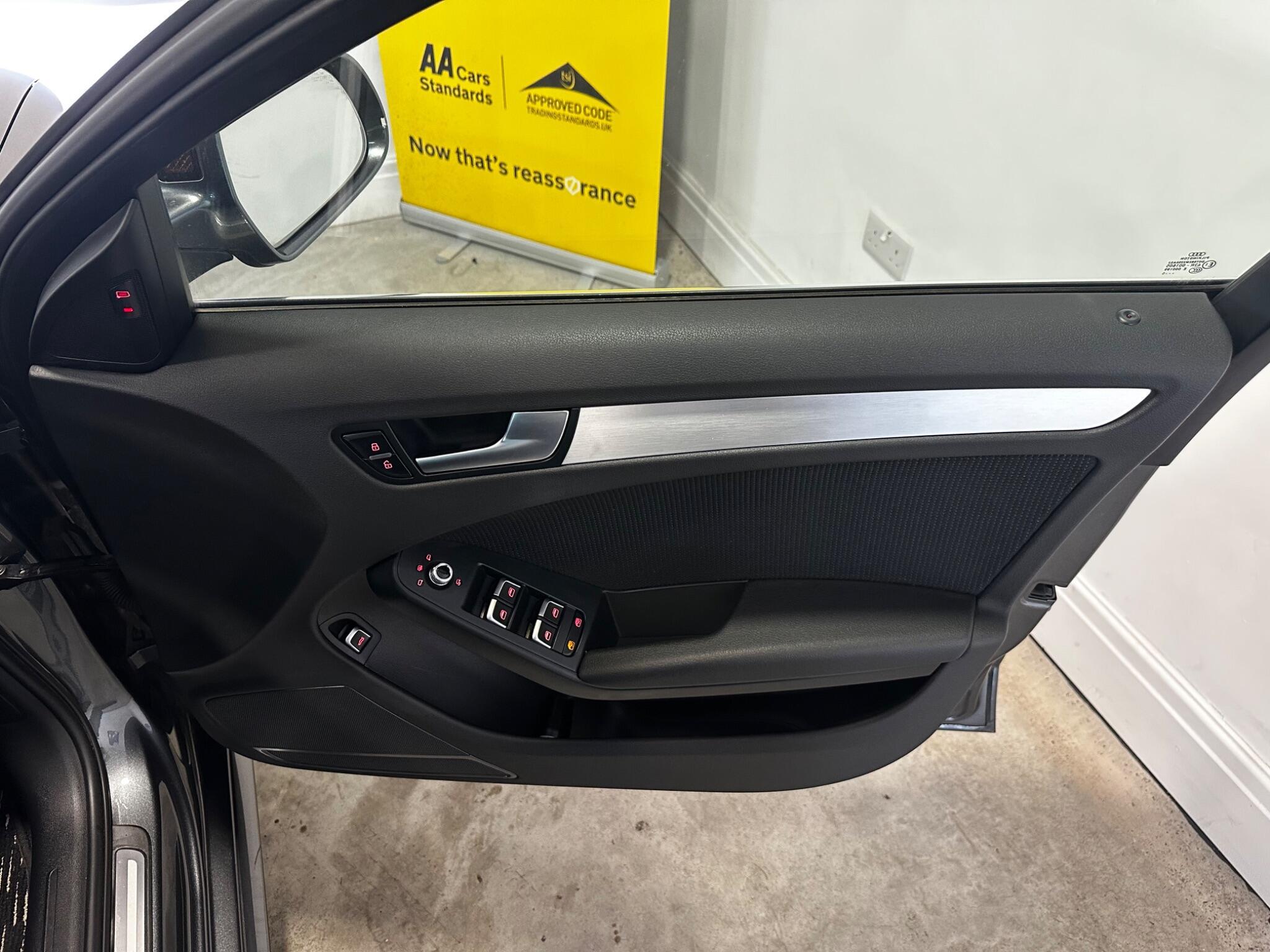 Audi A4 Avant - Image 10
