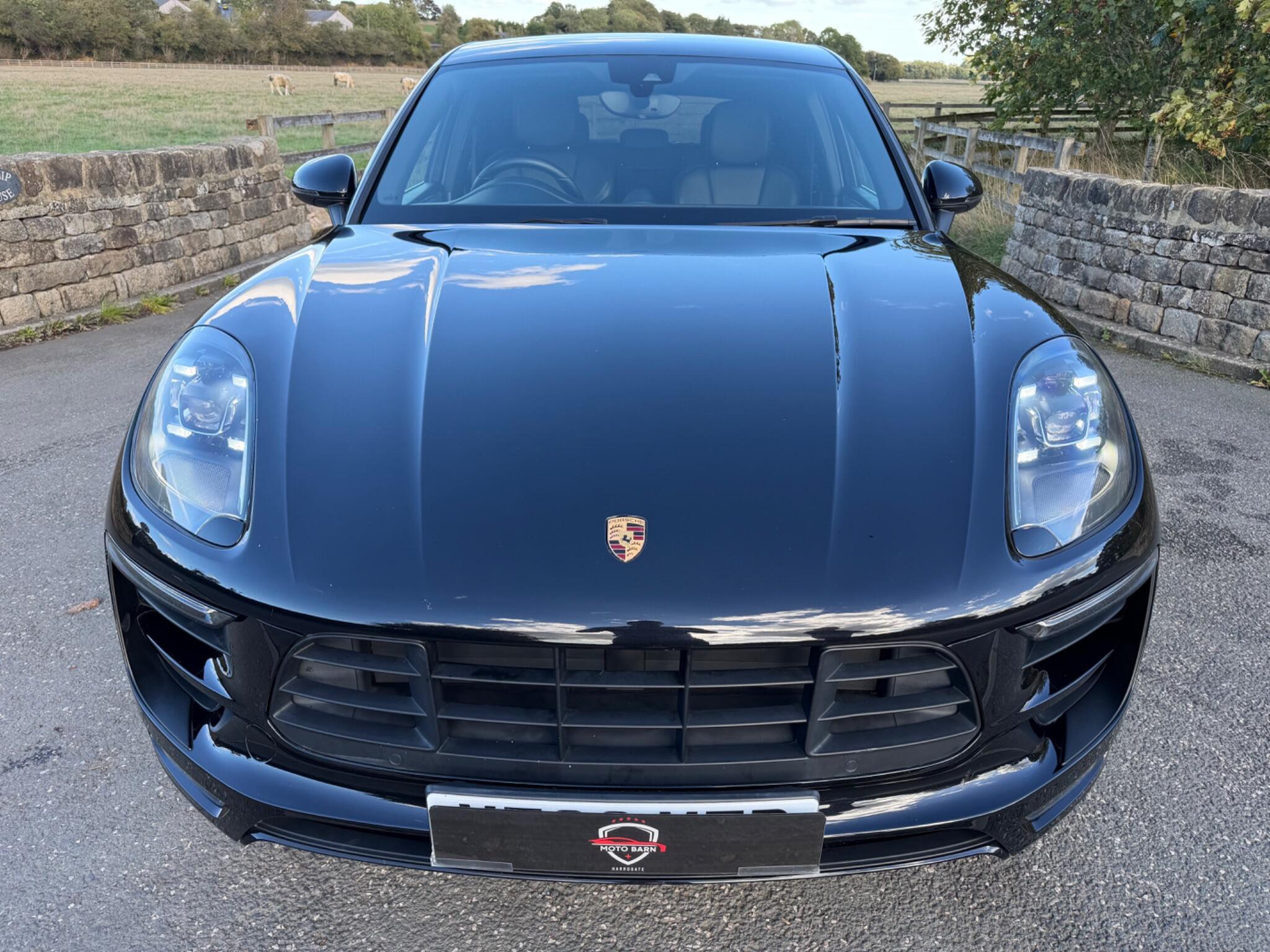 Porsche Macan - Image 7