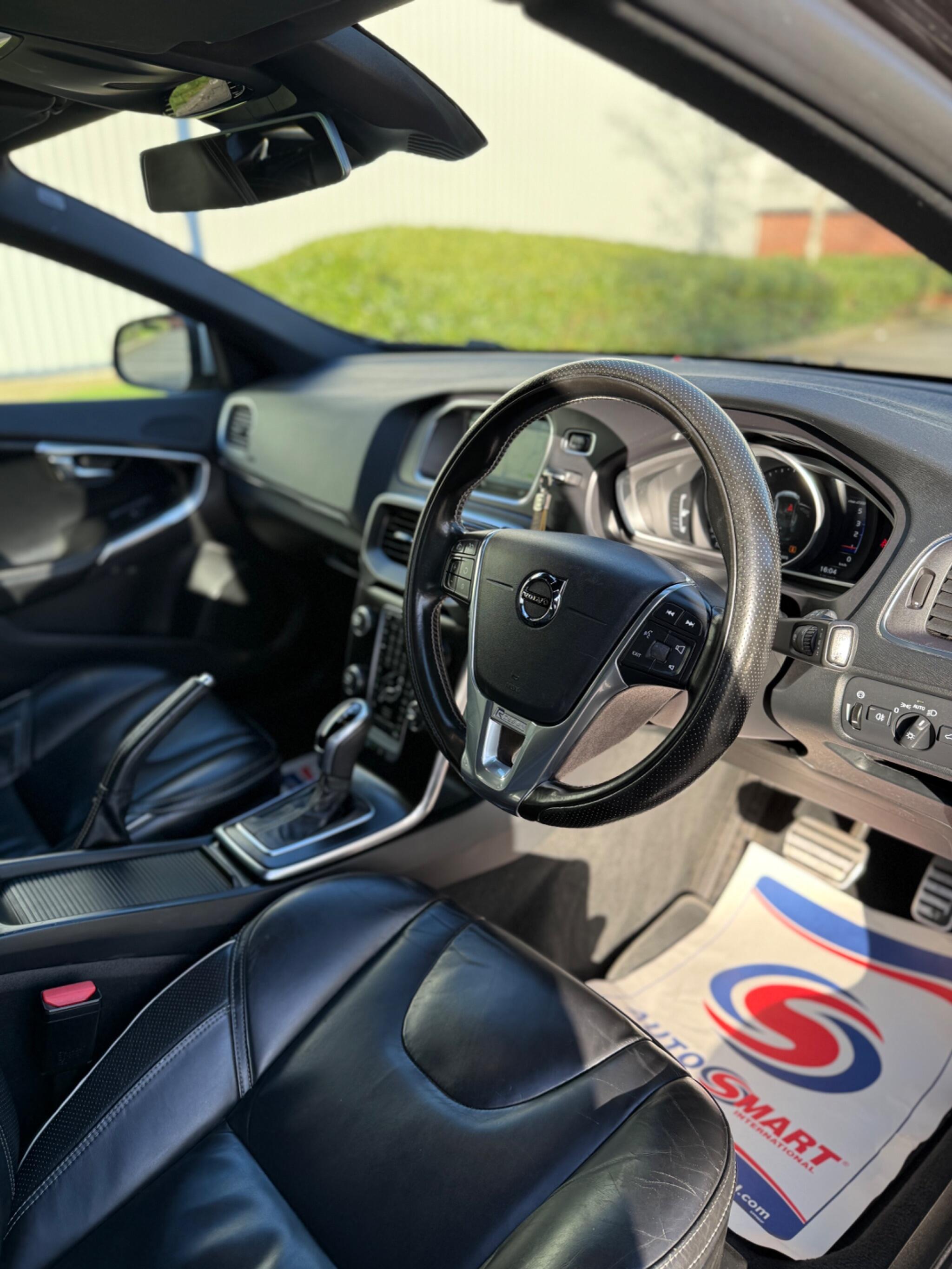 Volvo V40 - Image 22