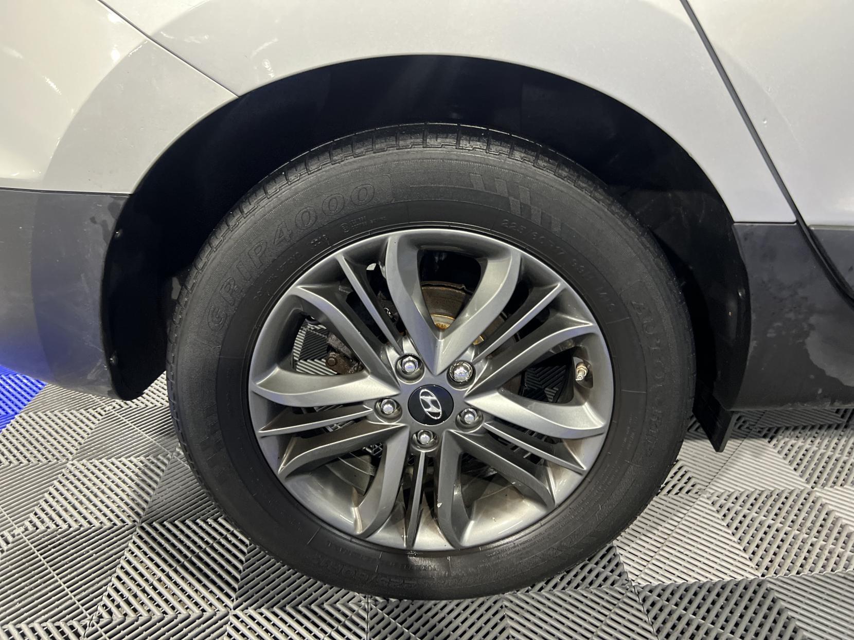 Hyundai ix35 - Image 17