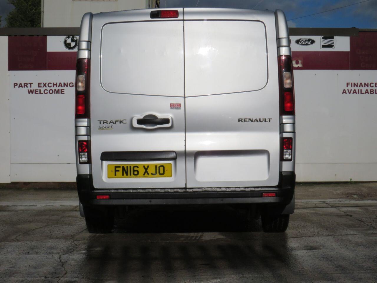 Renault Trafic - Image 3