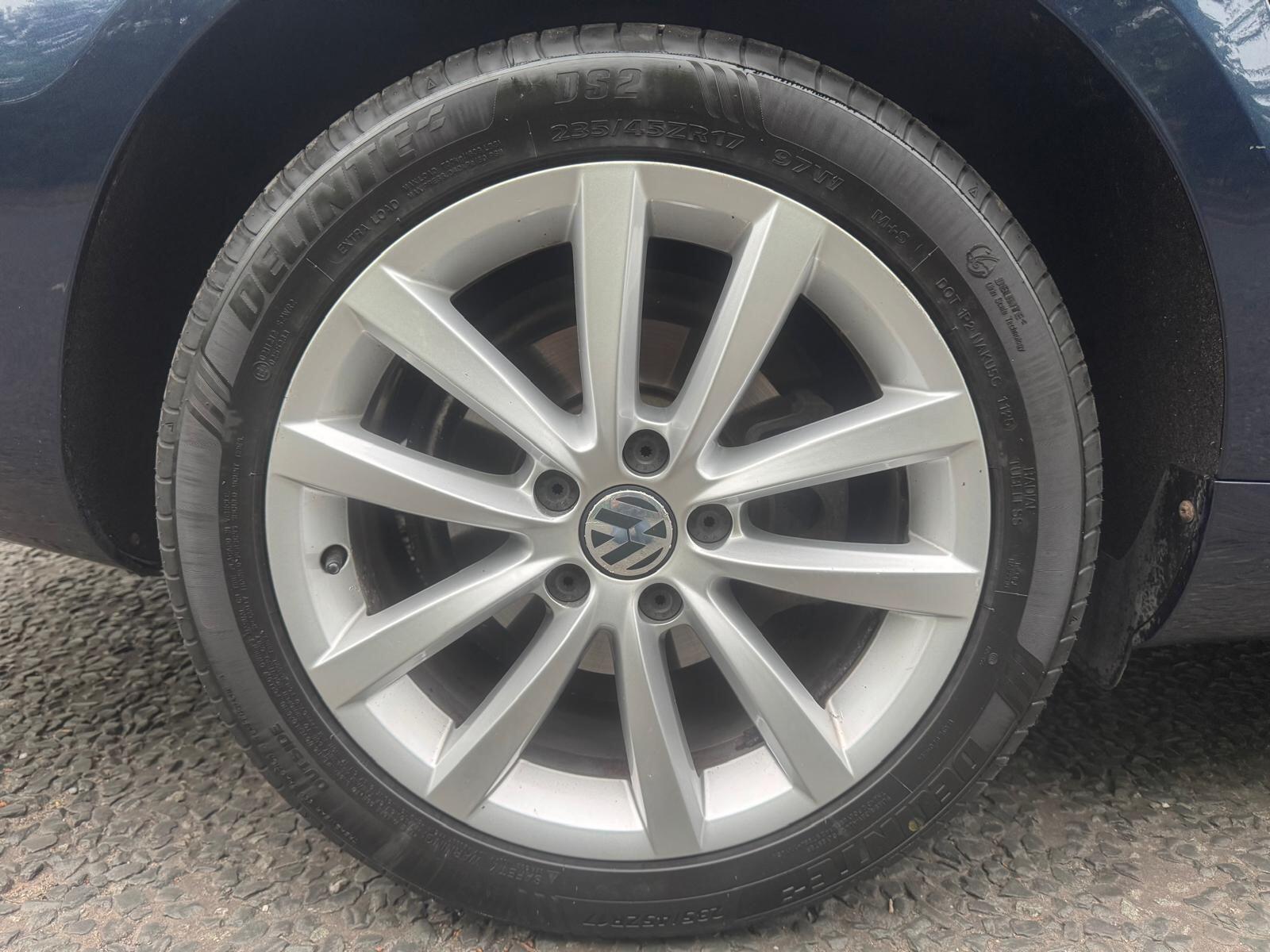 Volkswagen Passat - Image 37