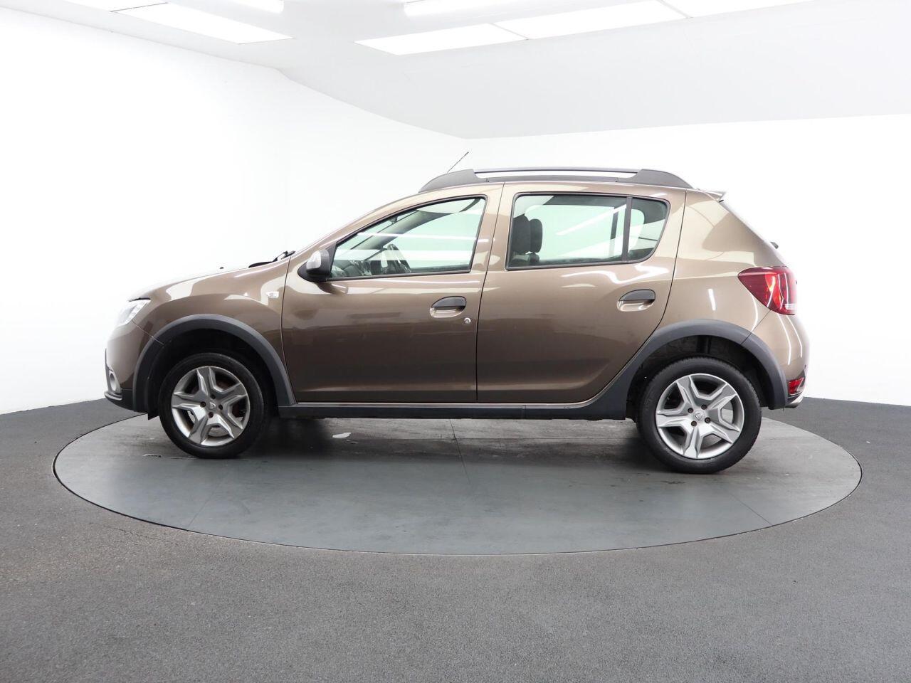 Dacia Sandero Stepway - Image 8
