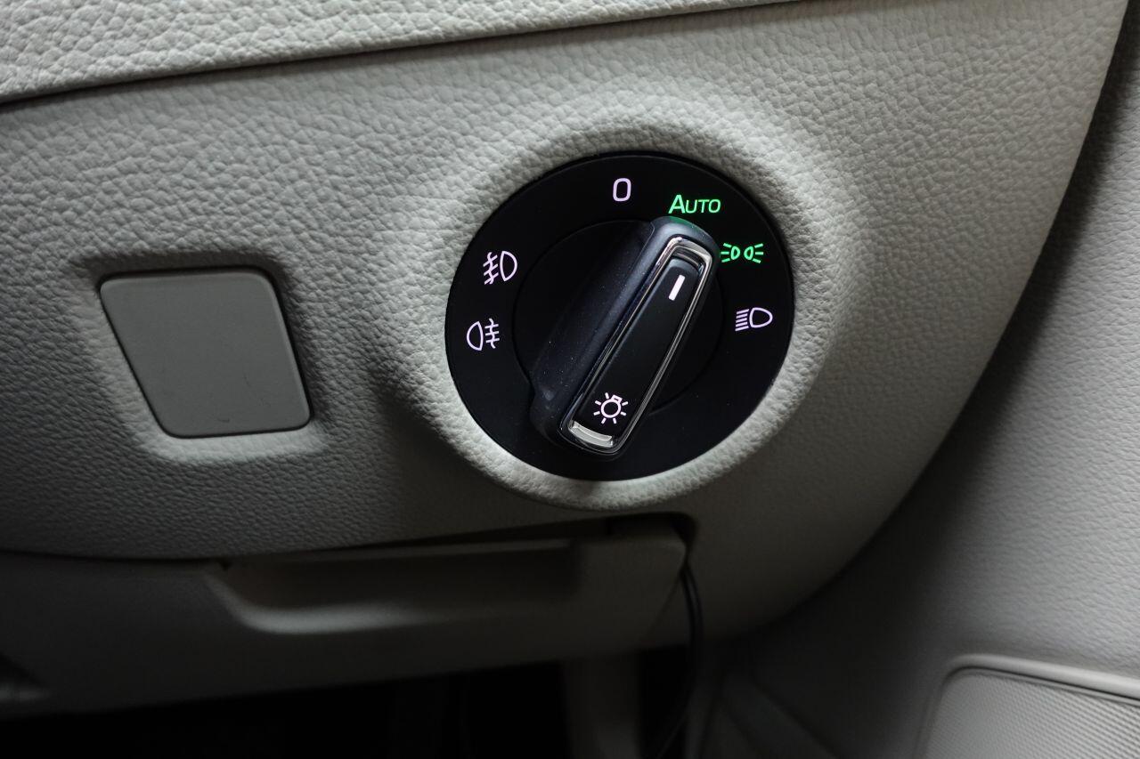 Skoda Superb - Image 61