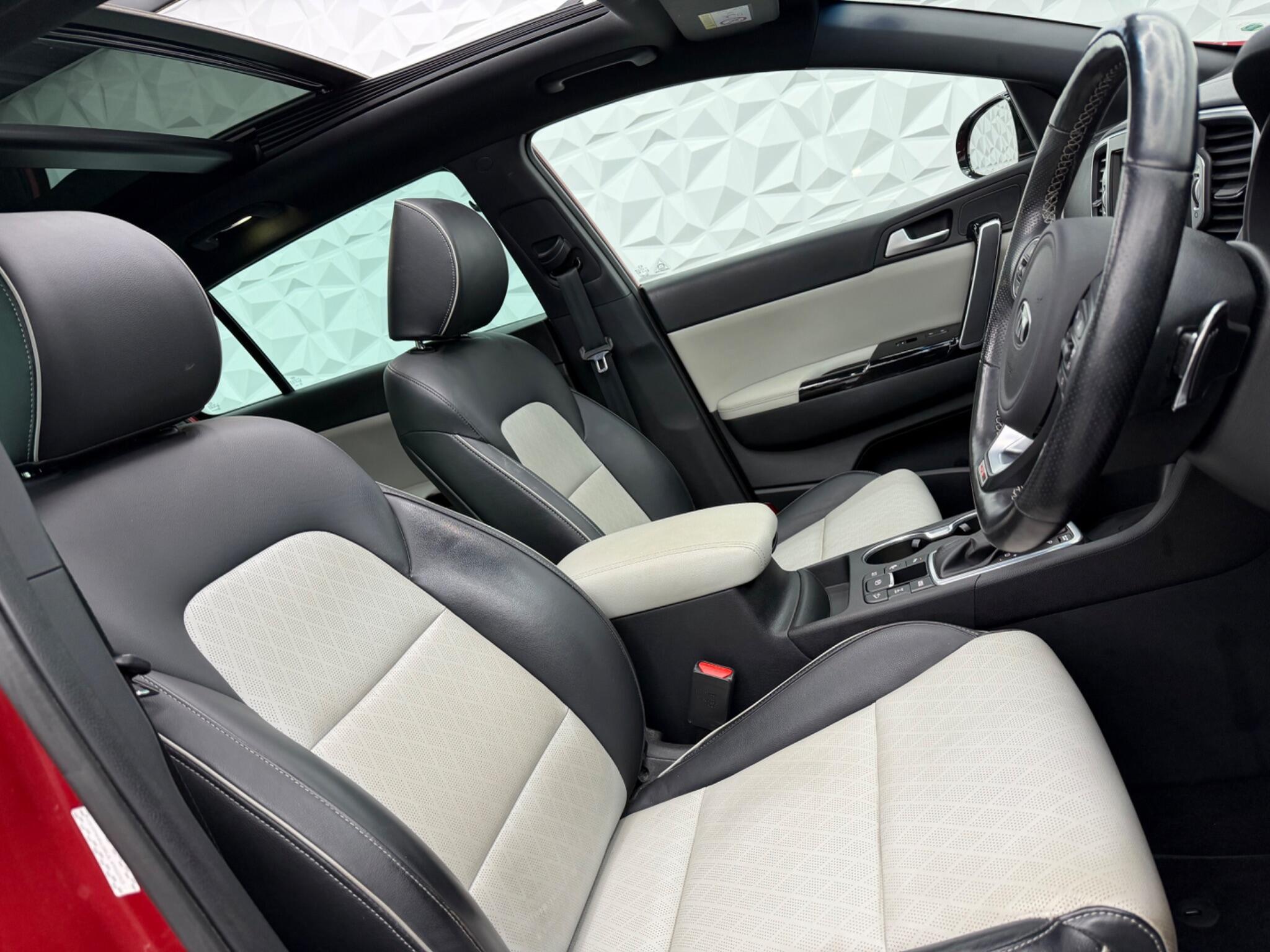 Kia Sportage - Image 19