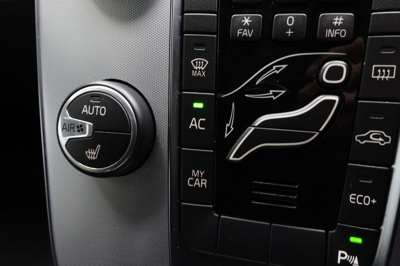 Volvo V40 - Image 41