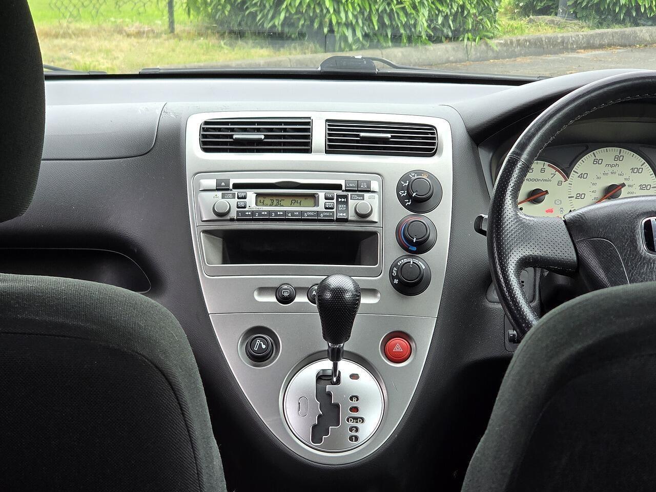 Honda Civic - Image 5