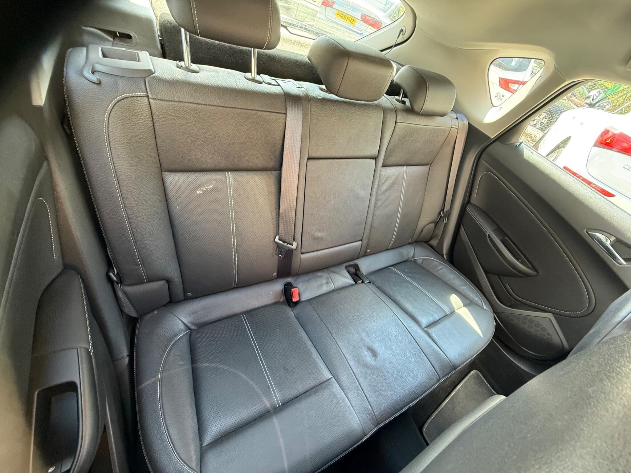 Vauxhall Astra - Image 16