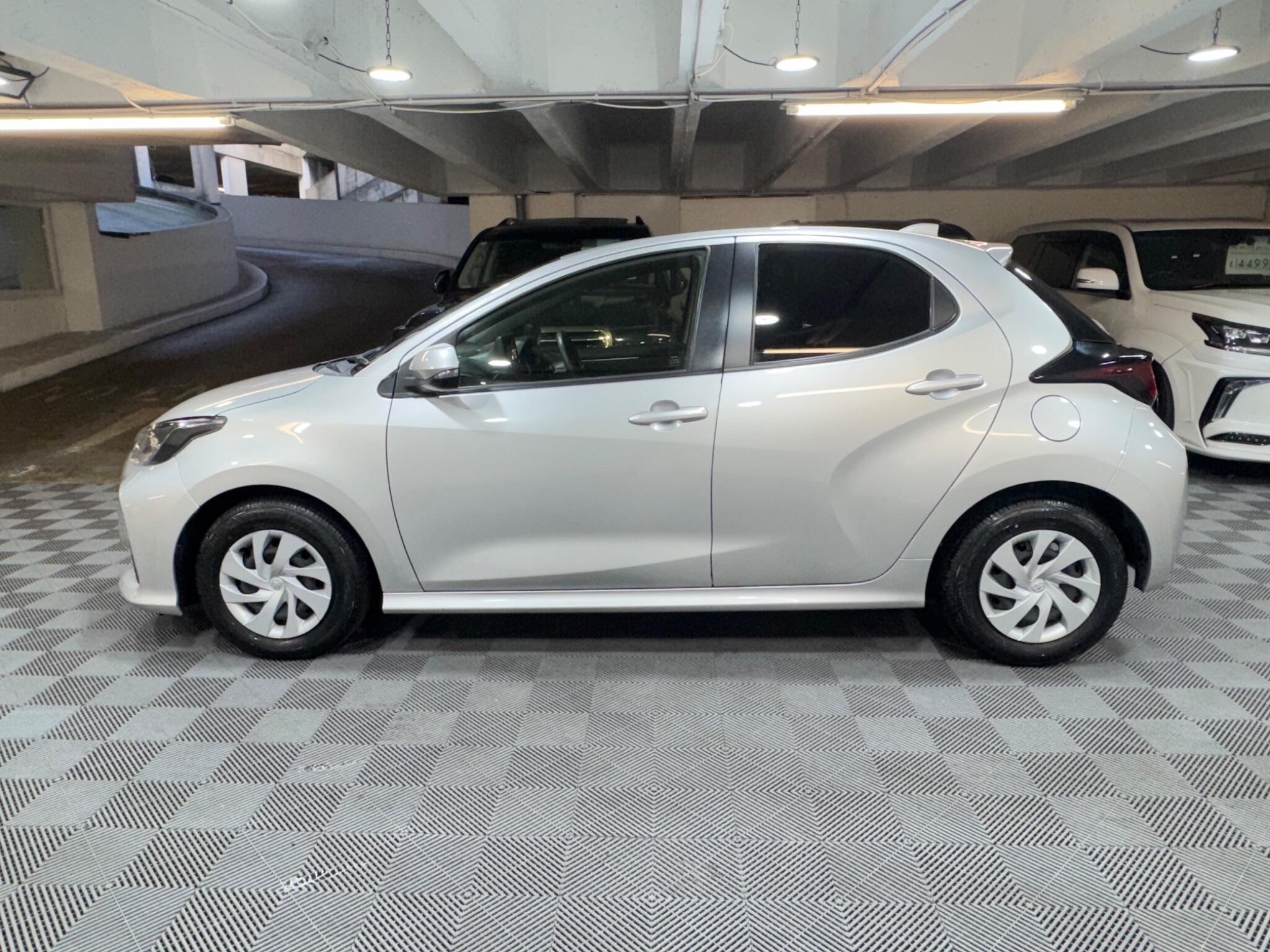Toyota Yaris - Image 2