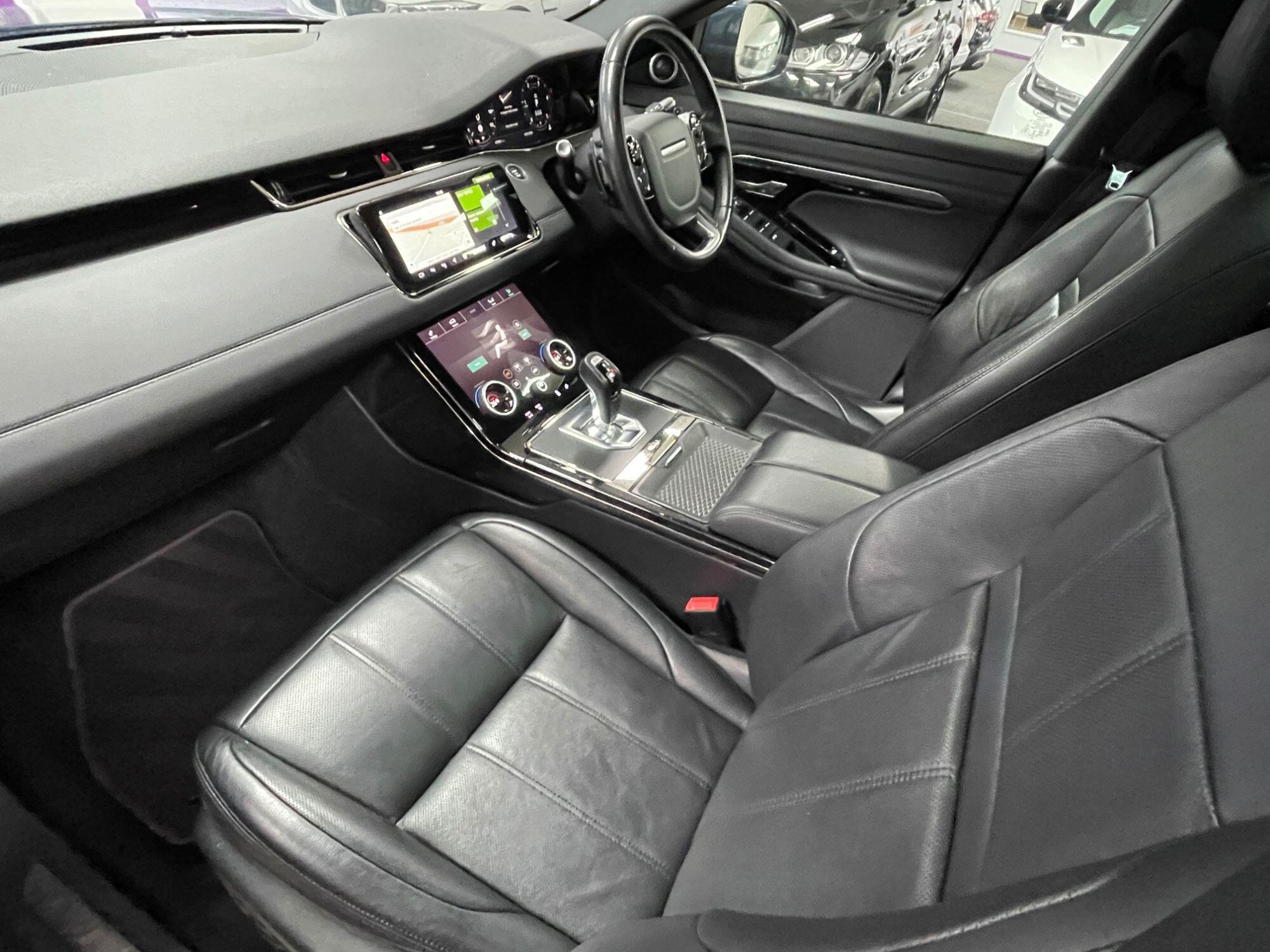 Land Rover Range Rover Evoque - Image 31