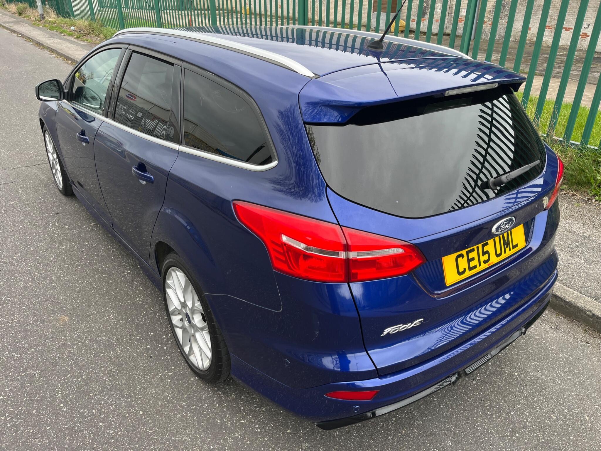 Ford Focus - Image 20