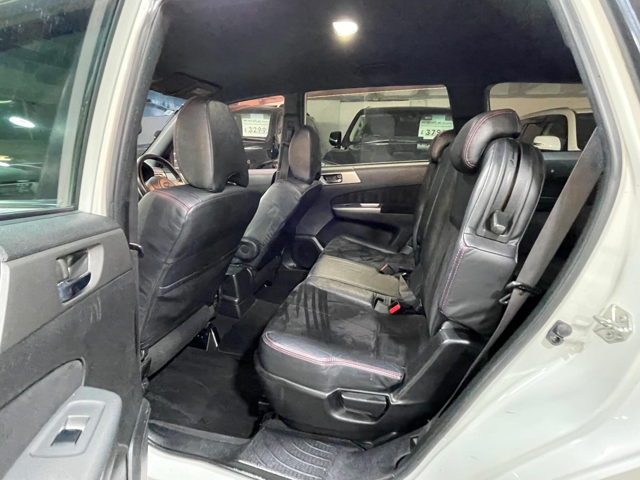 Subaru Exiga - Image 11