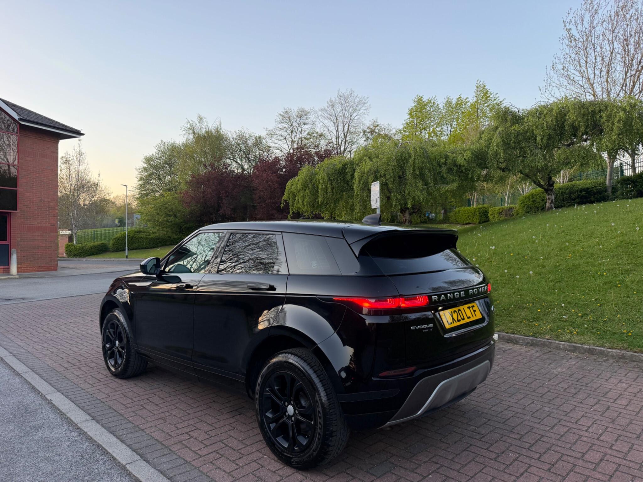 Land Rover Range Rover Evoque - Image 17