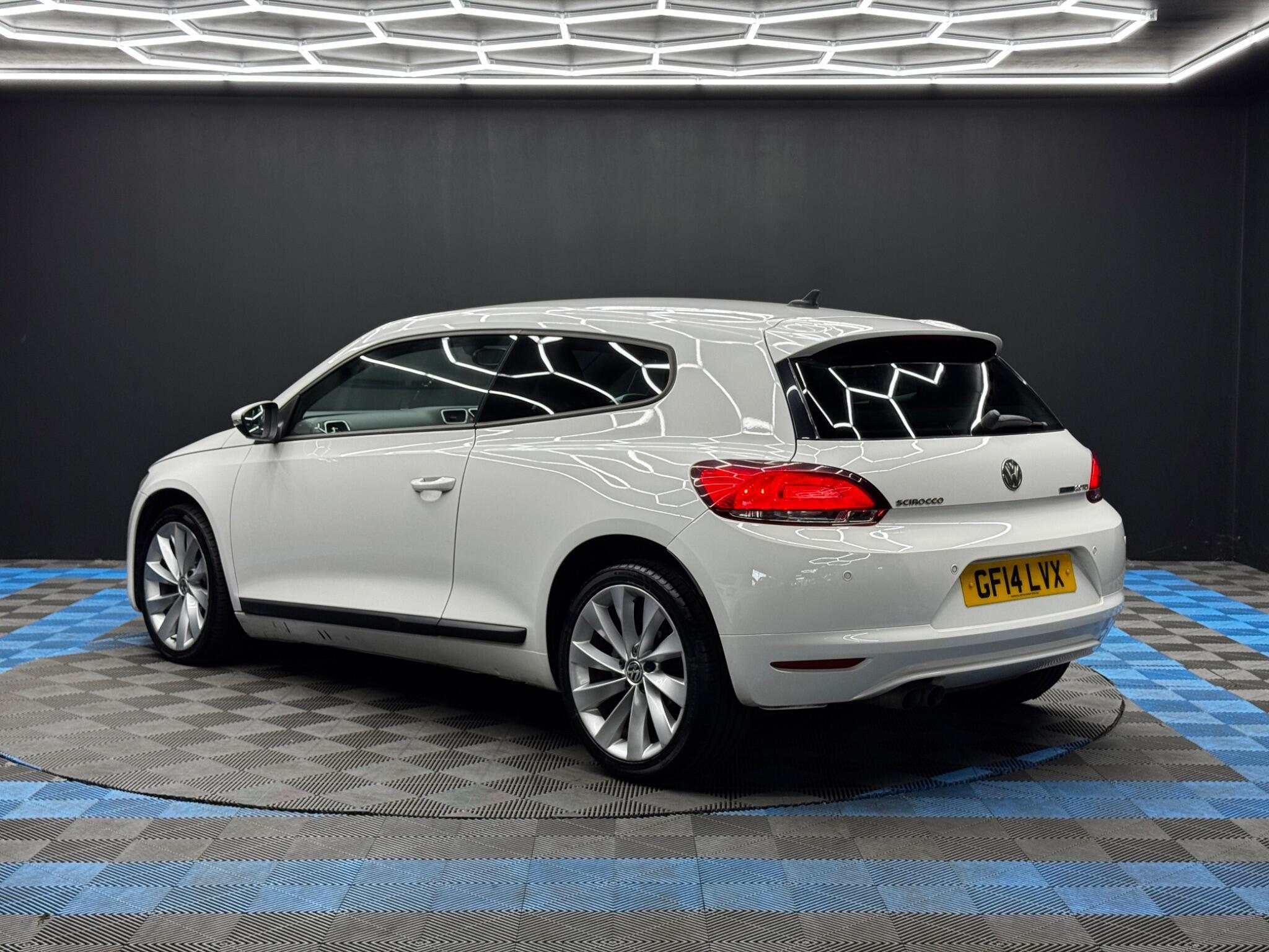 Volkswagen Scirocco - Image 7