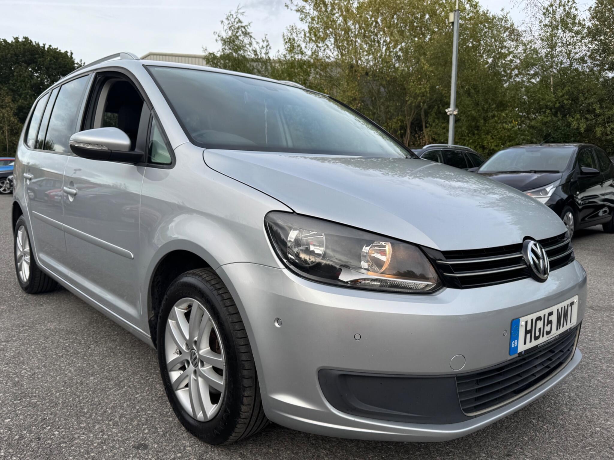 Volkswagen Touran - Image 2