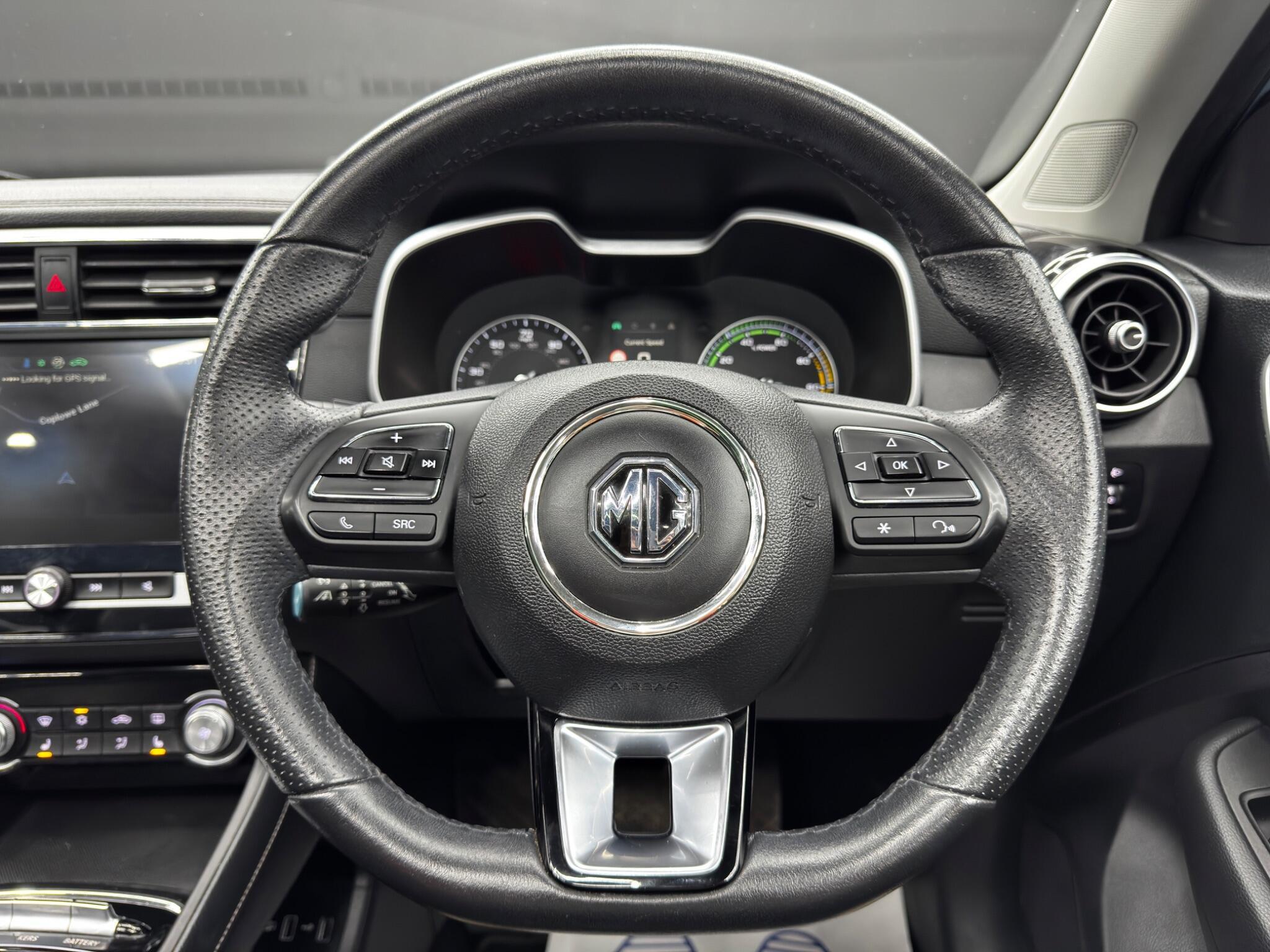 MG MG ZS - Image 19