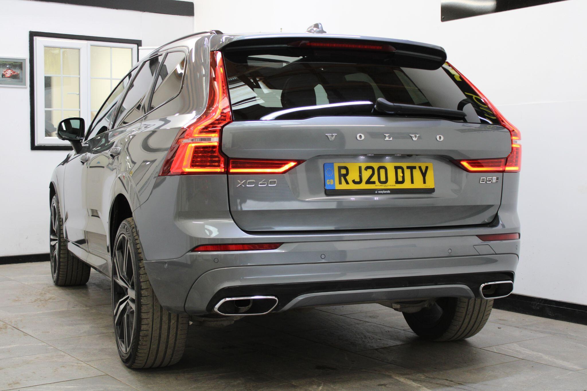 Volvo XC60 - Image 19