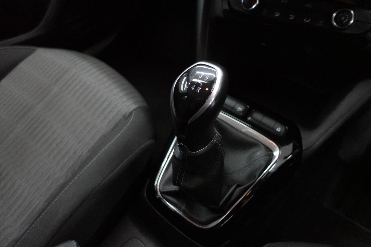 Vauxhall Corsa - Image 18