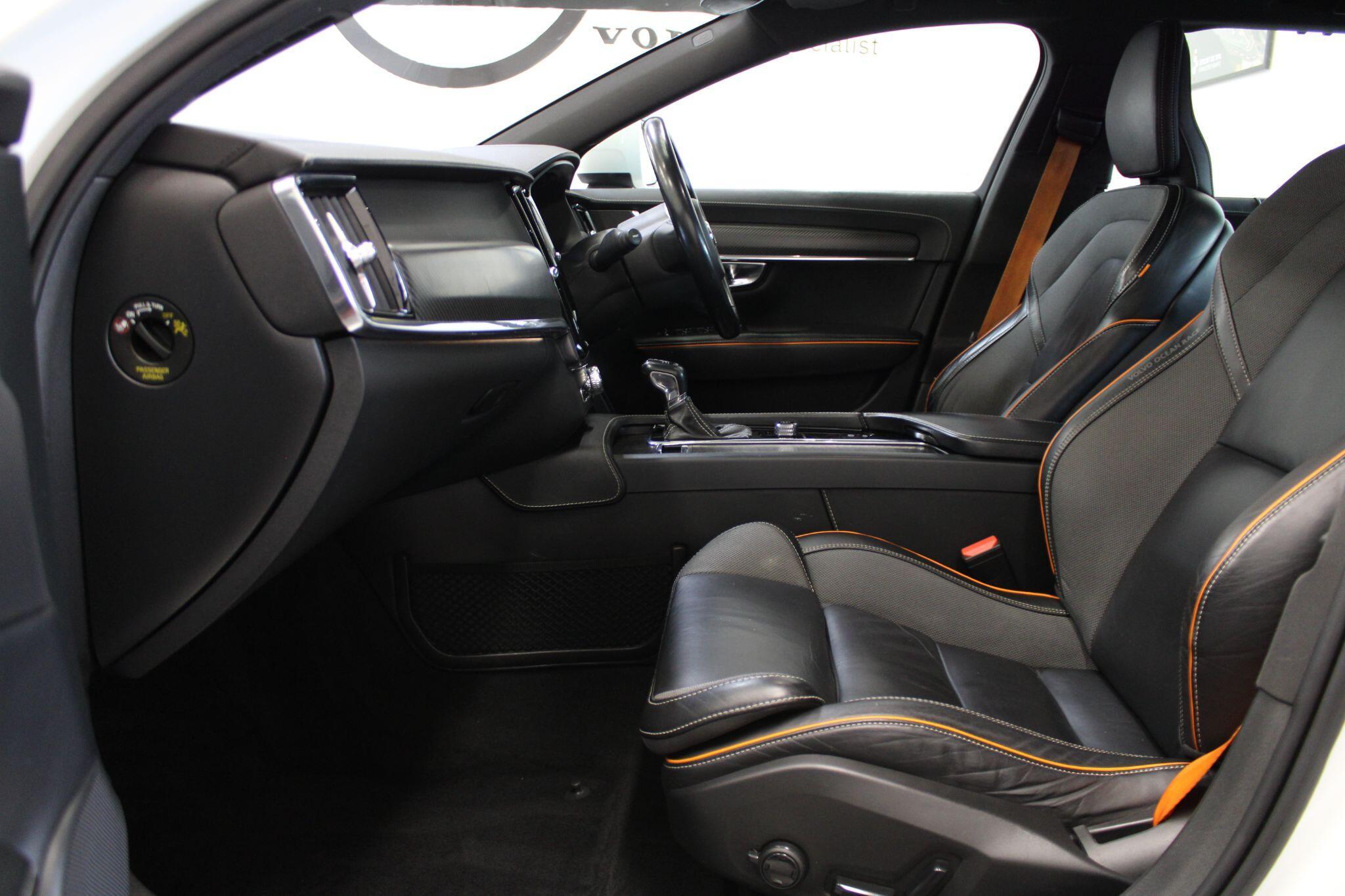 Volvo V90 CROSS COUNTRY - Image 33