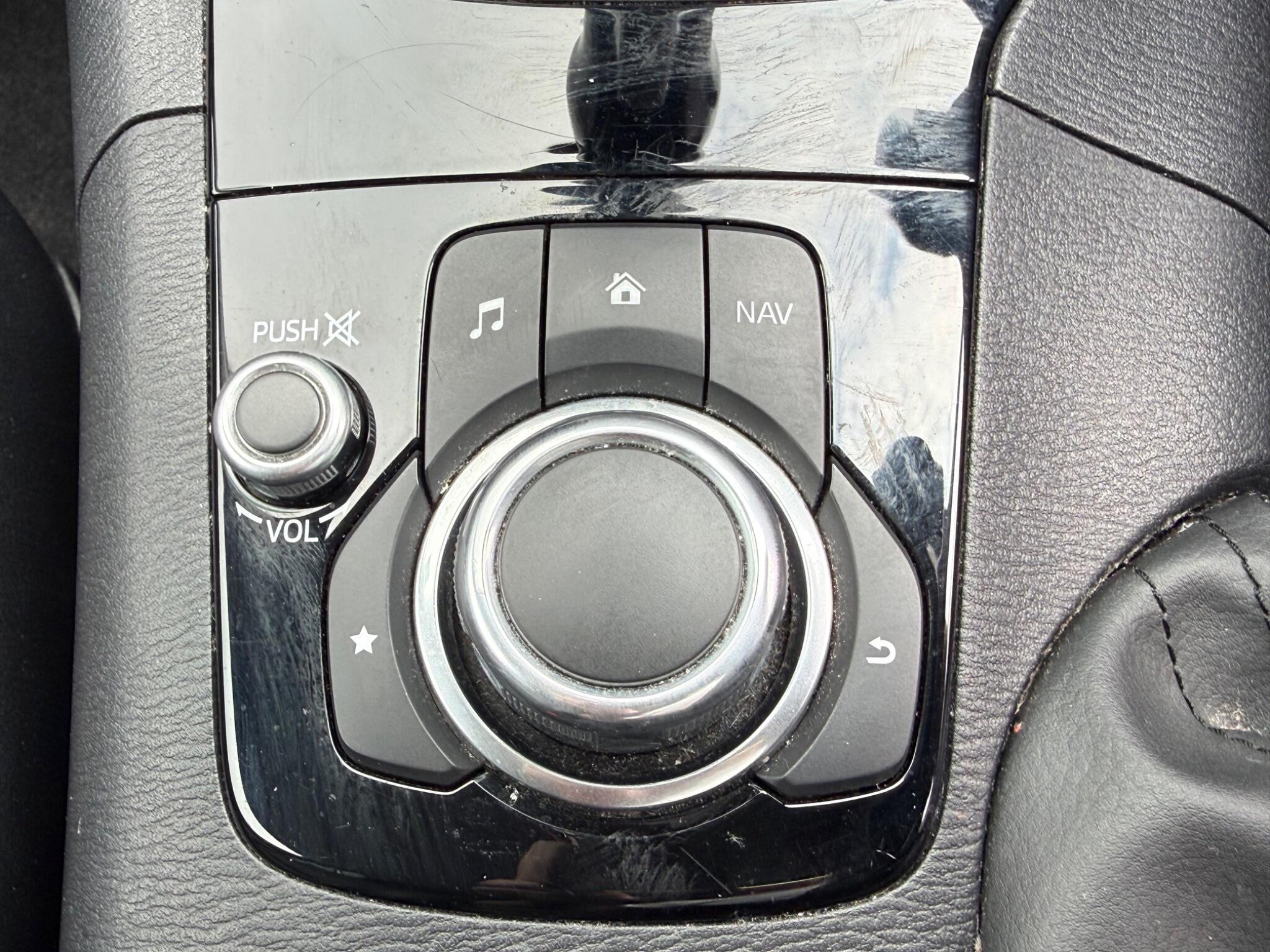 Mazda MAZDA3 - Image 16
