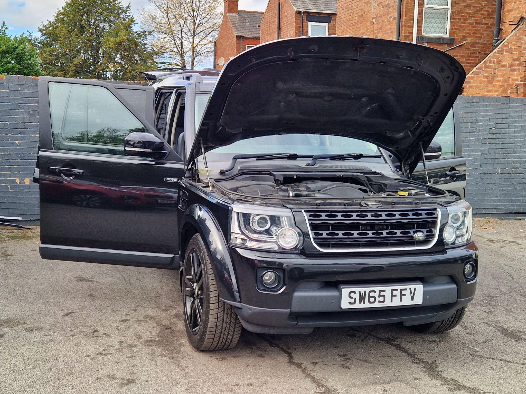 Land Rover DISCOVERY 4 - Image 12