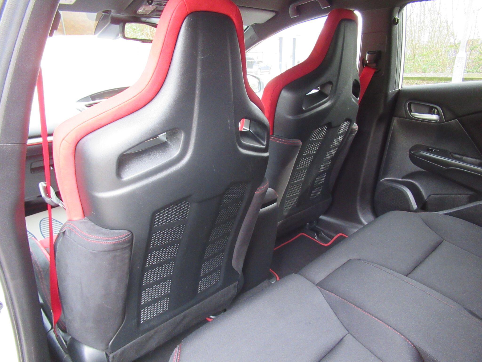 Honda Civic - Image 22