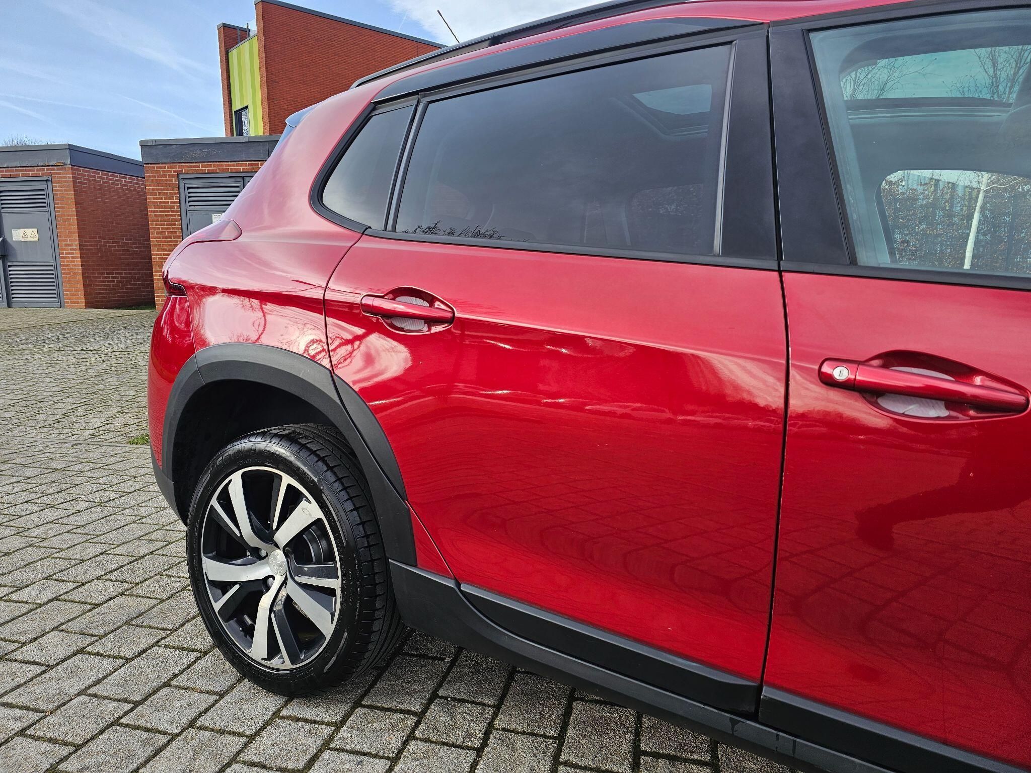 Peugeot 2008 - Image 7