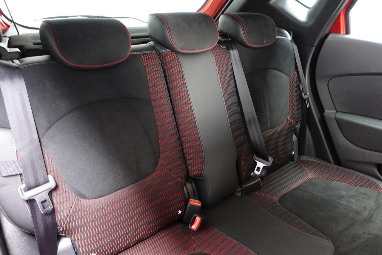 Renault Captur - Image 18