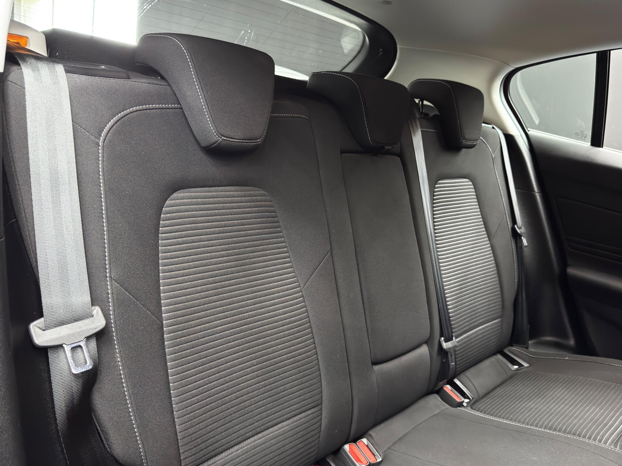 Ford Focus - Image 15