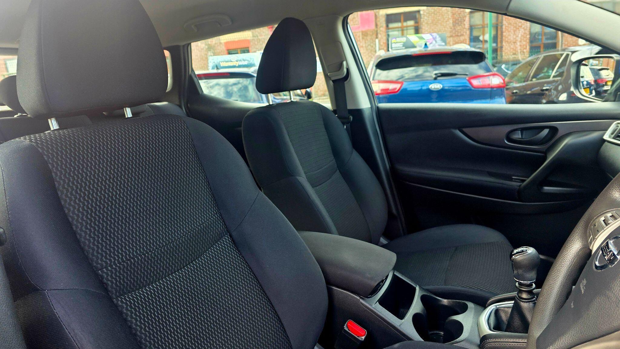 Nissan Qashqai - Image 12