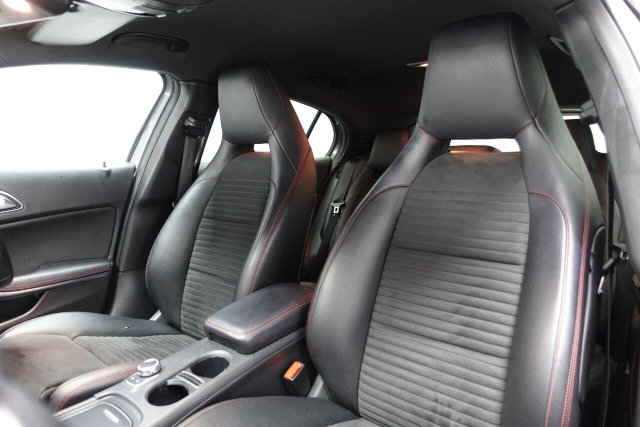 Mercedes-benz GLA - Image 17