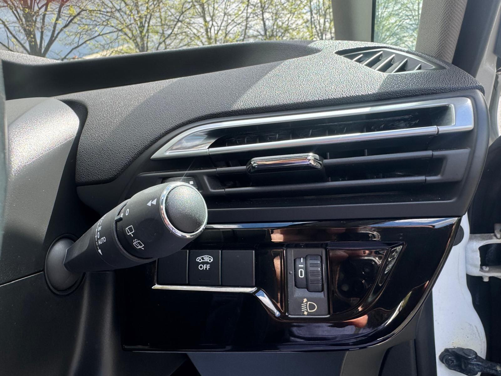 Citroen C4 Picasso - Image 14