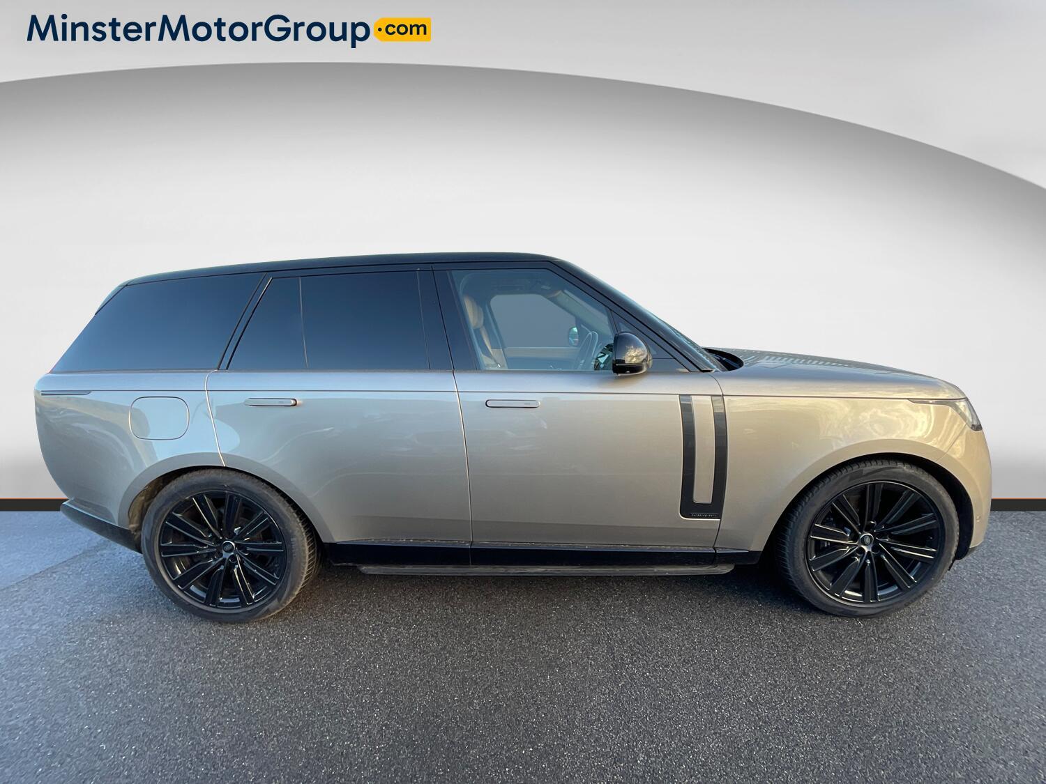 Land Rover Range Rover - Image 2